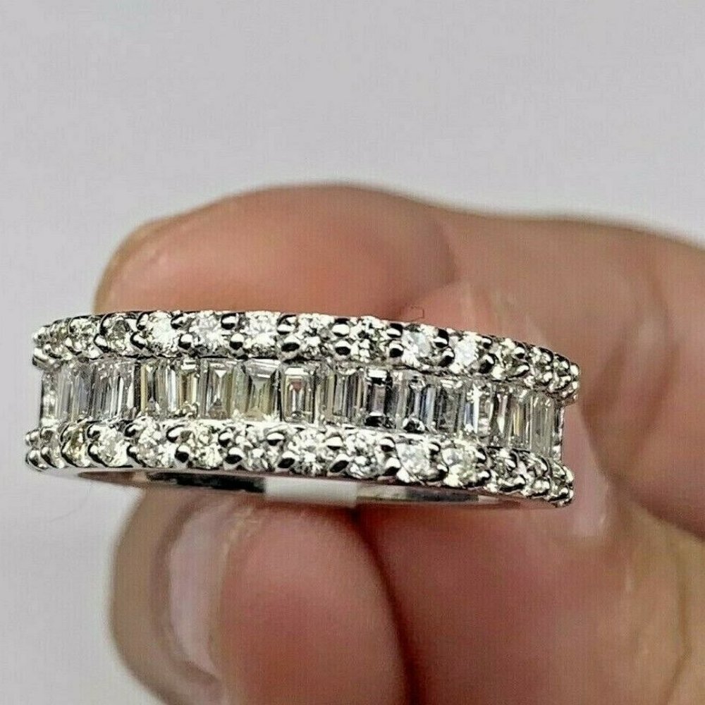 1.50 ctw 14K Wedding band baguette Ring Box & COA